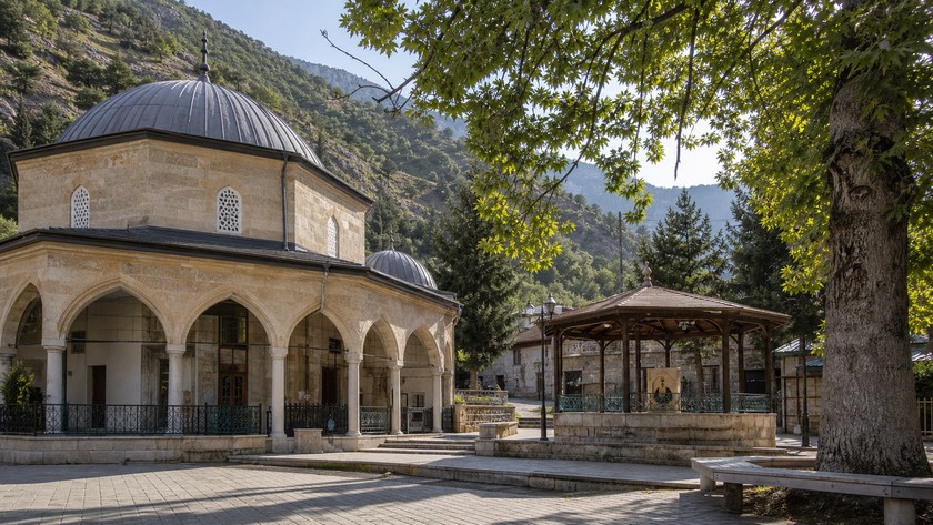 abdal musa turbesi ve tekke koyu baglantisi