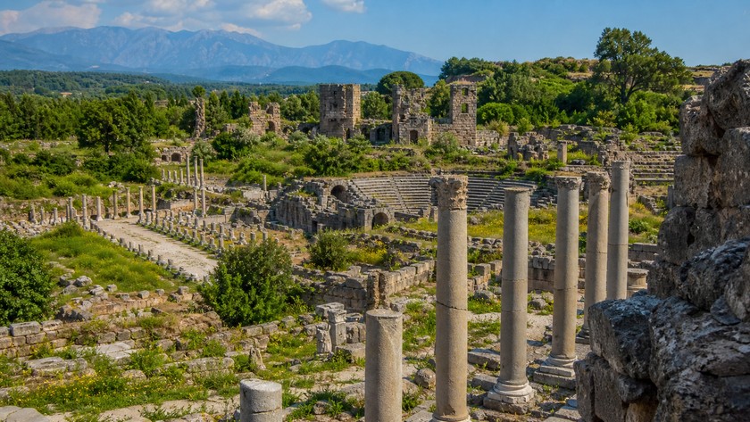Aksu Gezilecek Yerler: Perge, Kurşunlu ve Kundu Rotası