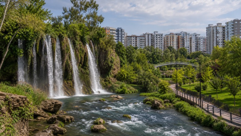 Kepez Gezilecek Yerler: Düden Şelalesi, DokumaPark ve Şehir Rotası