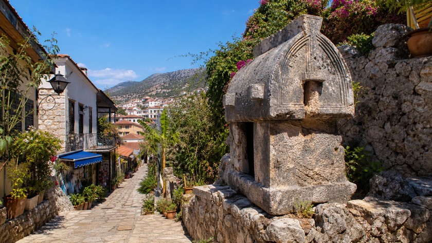 Kaş Kral Mezarı ve Uzun Çarşı çevresi