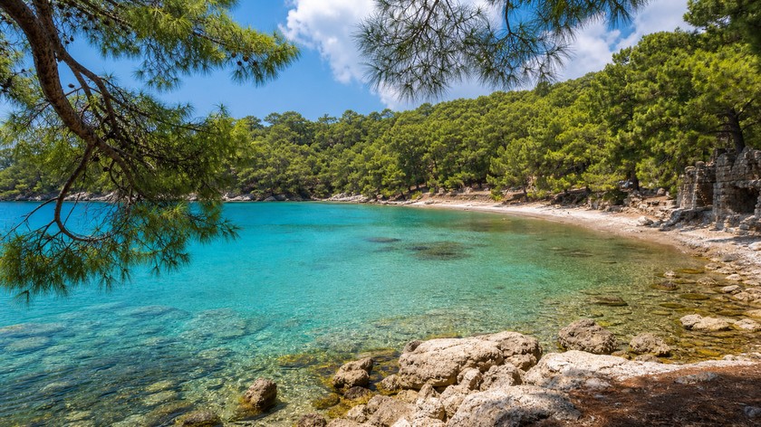 Phaselis koyları ve berrak deniz