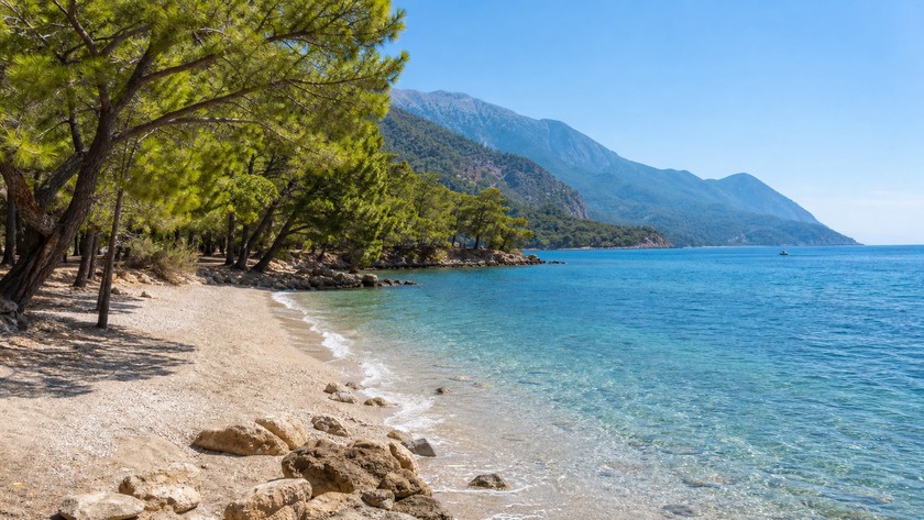 Topçam Plajı doğal sahil