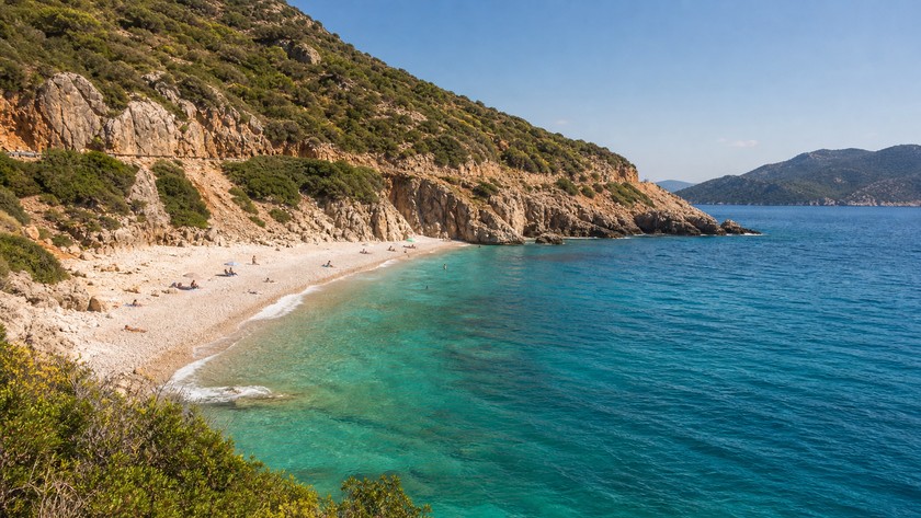 Büyük Çakıl Plajı Rehberi: Kaş'ta Deniz, Ulaşım ve Ziyaret Notları