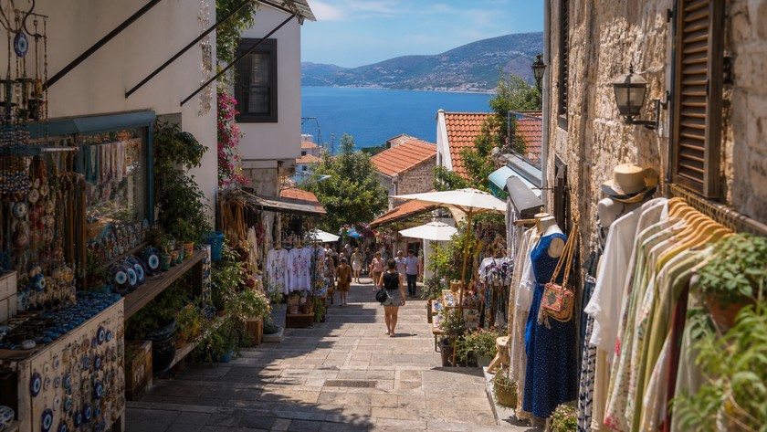 Kalkan Gezilecek Yerler: Marina, Eski Kent ve Koylar Rotası