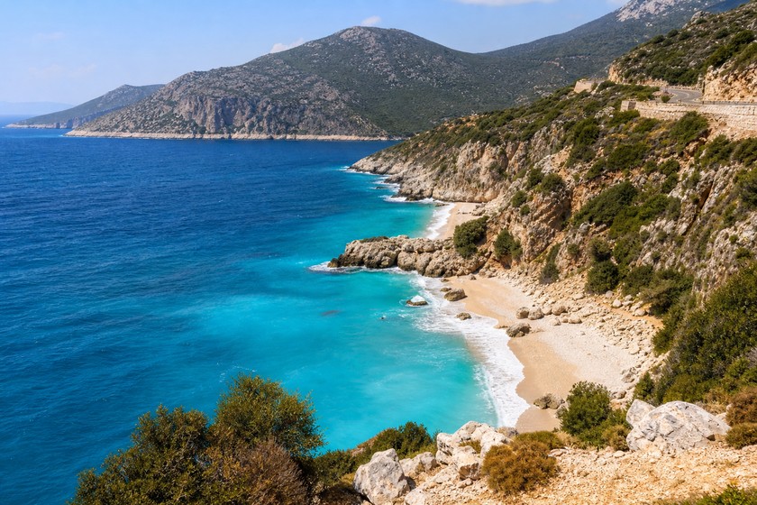 Kaş Plajları ve Koyları: Kaputaş, Patara, Limanağzı ve Deniz Rotası