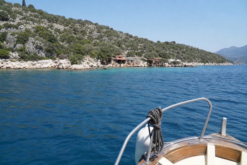 Limanağzı tekne ulaşımı