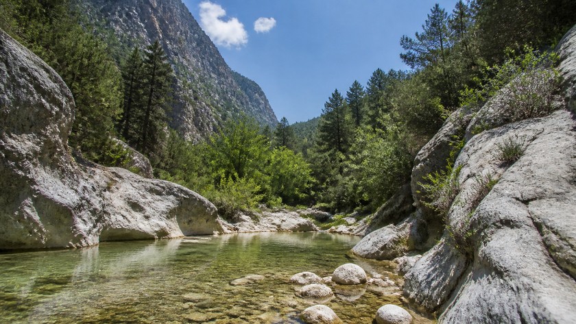 Gökbük Kanyonu Rehberi: Finike'de Doğa, Su ve Rota Hazırlığı
