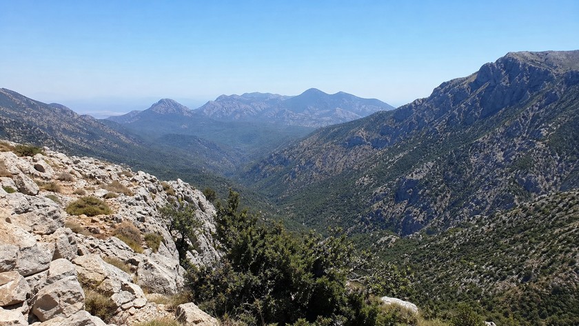 Laertes ve Dim Vadisi çevresi yaklaşım peyzajı