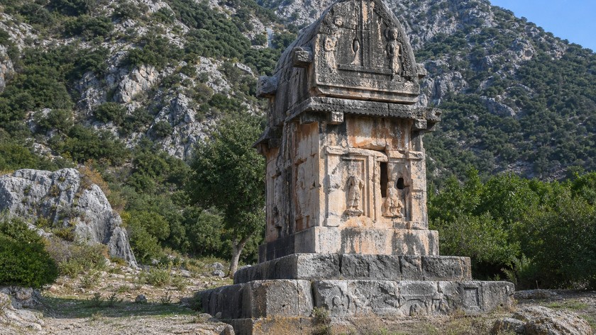 Trysa Heroon Anıtı'nın taş mimari görünümü