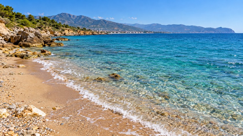 Konaklı Plajı kıyı ve deniz